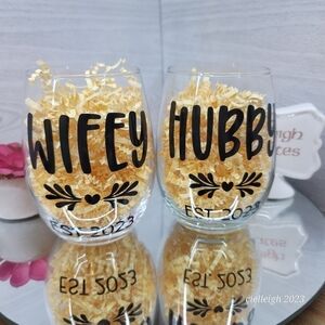 Hubby and Wifey stemless wine glass set